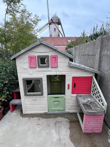 Smoby Friends House, speelhuis met Picnic tafel en Keuken beschikbaar voor biedingen