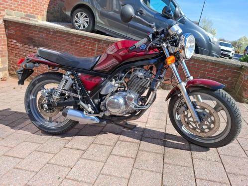 Motorfiets yamaha srx, Motoren, Motoren | Yamaha, Particulier, Naked bike, 12 t/m 35 kW, 1 cilinder, Ophalen