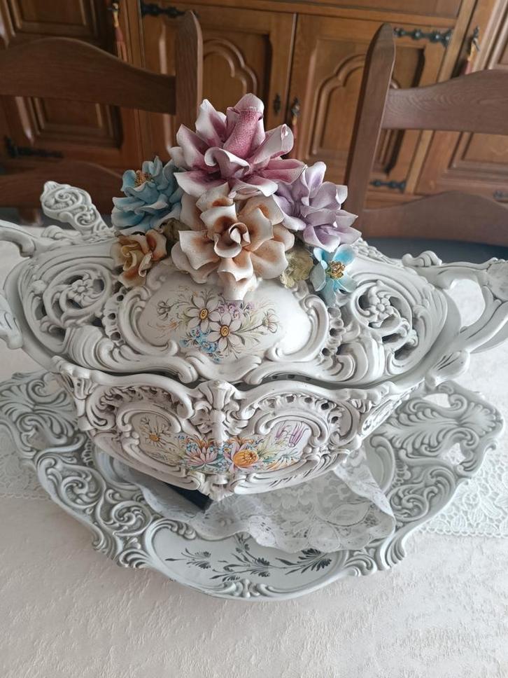 Terinne en porcelaine, Antiquités & Art, Antiquités | Plateaux, Enlèvement