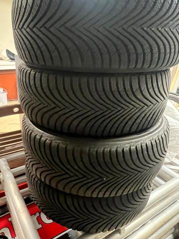 Michelin 215/50/17 95W Cross Climate vierseizoen banden  beschikbaar voor biedingen