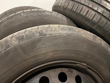 4 pneus sur jante 195/65R15 2 continental/ 2 Minerva, 15 pouces, Pneus été, Pneu(s), Enlèvement