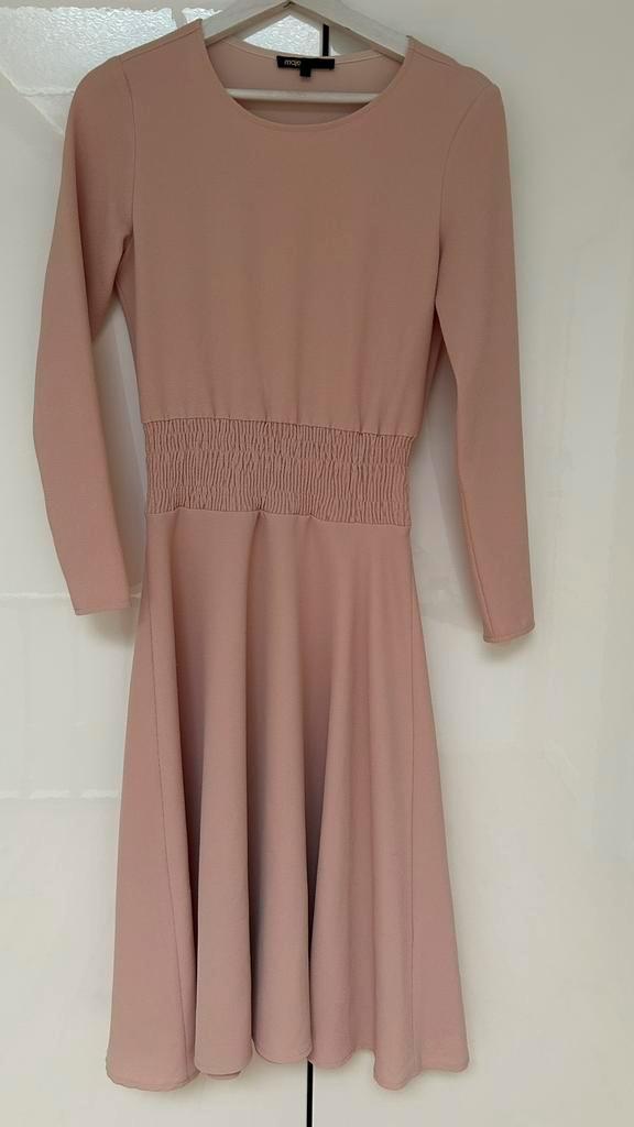 MAJE maat 1 dus 36 oudroze kleur topjurk elastisch, Kleding | Dames, Jurken, Zo goed als nieuw, Ophalen of Verzenden