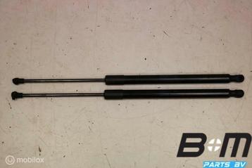Set gasdrukveren achterklep Volkswagen Golf 7 beschikbaar voor biedingen