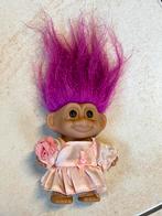 Vintage Troll met roze haar en roze kleedje, Verzamelen, Poppetjes en Figuurtjes, Ophalen of Verzenden, Zo goed als nieuw