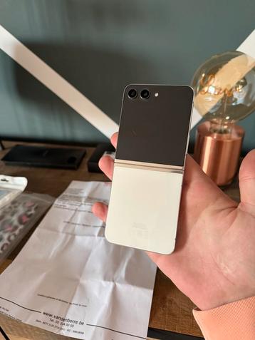 Samsung Z flip 5 boîte facture GARANTIE ,coque.ECHANGE, Enlèvement ou Envoi, Argent