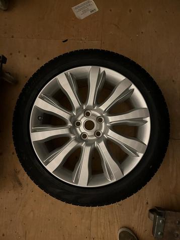 1x Range Rover reservewiel velg + winterband Pirelli Scorpio beschikbaar voor biedingen