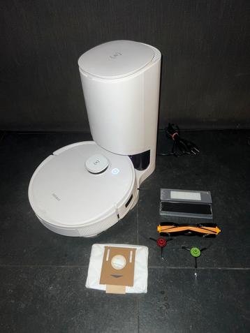 DEEBOT T9+ met accessoires (nieuwstaat) beschikbaar voor biedingen