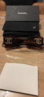 Nouveau Chanel, Bijoux, Sacs & Beauté, Enlèvement, Neuf, Lunettes de soleil