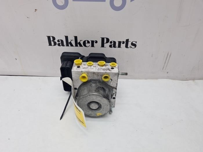 Pompe ABS d'un Dacia Logan, Autos : Pièces & Accessoires, Électronique & Câbles, Dacia, Utilisé, 3 mois de garantie