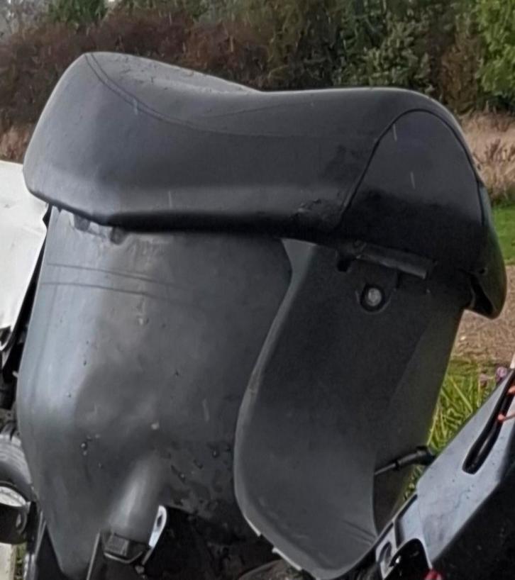 Honda wallaroo onderdelen, Vélos & Vélomoteurs, Pièces de cyclomoteur | Général, Carburateur, Enlèvement