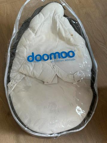 Domoo babynestje beschikbaar voor biedingen