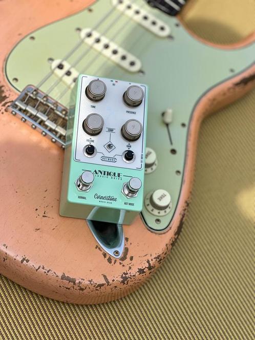 Cornerstone Antique V3, Muziek en Instrumenten, Snaarinstrumenten | Gitaren | Elektrisch, Nieuw, Ophalen of Verzenden