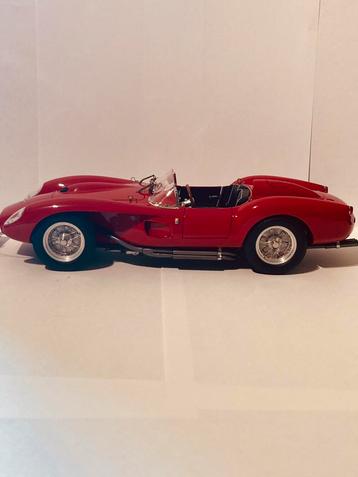 1:18 CMC Ferrari 250 Testa Rossa 1958 Pontoon Fender beschikbaar voor biedingen