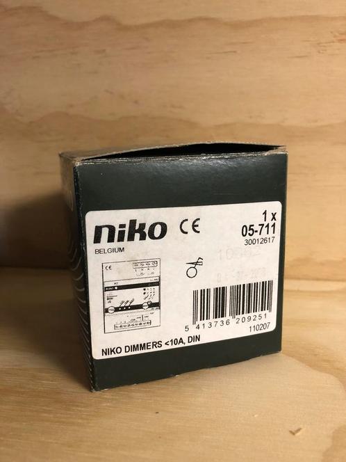 Niko dimmer 05-711, Bricolage & Construction, Électricité & Câbles, Enlèvement ou Envoi
