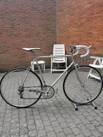 Gerestaureerde race fiets, Ophalen