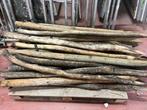 Oude dunne houten weidepalen rustiek–ideaal als omheining, Ophalen, Gebruikt, Palen, Hardhout