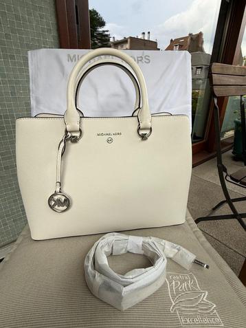 Michael Kors handtas, 1X gedragen tijdens een ceremonie beschikbaar voor biedingen