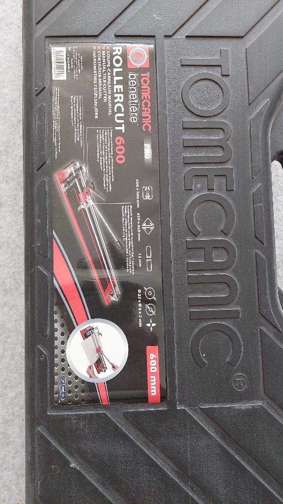 Tegelsnijder, Ophalen, Zo goed als nieuw