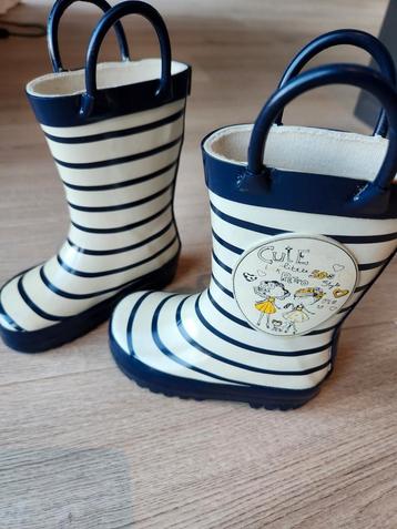 Bottes bébé T20  beschikbaar voor biedingen