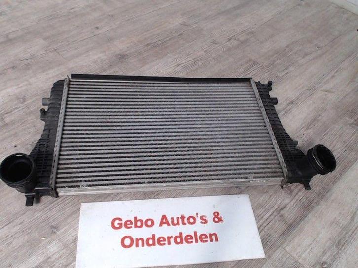 RADIATEUR Volkswagen Golf VI (5K1) (1K0 145 803 A), Auto-onderdelen, Airco en Verwarming, Volkswagen, Gebruikt
