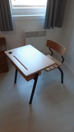 Bureau d'écolier Vintage 1950, Enfants & Bébés, Chambre d'enfant | Tables & Chaises, Enlèvement