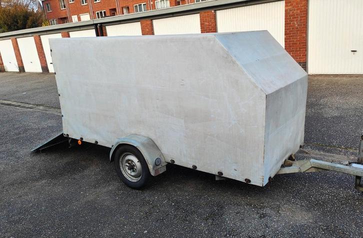 Gesloten plateau / moto remork, Auto diversen, Aanhangers en Bagagewagens, Zo goed als nieuw, Ophalen of Verzenden