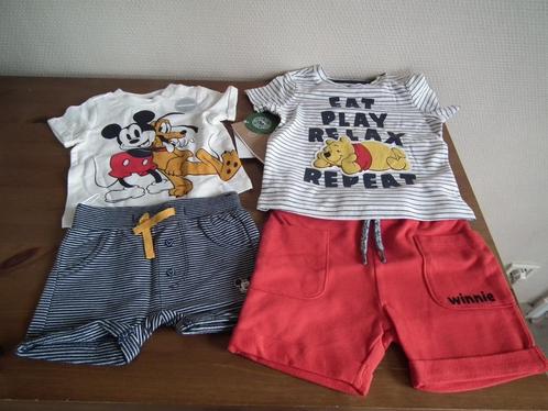 2 ensembles Disney baby (t: 56 & 74) Mickey, Pluto, Winnie, Enfants & Bébés, Vêtements enfant | Taille 98, Comme neuf, Garçon
