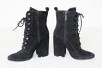 Suede KENDALL + KYLIE Veter Laarsjes (Maat 38) € 65,-, KENDALL + KYLIE, Verzenden, Zwart, Lage of Enkellaarzen