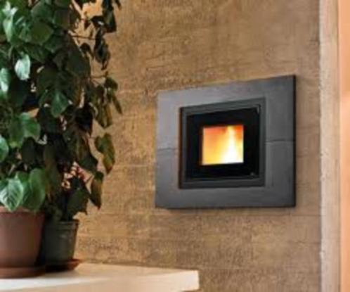 Inbouw pelletkachel MCZ Q-box 70  Inbouwcassette op pellets, Huis en Inrichting, Woonaccessoires | Overige, Nieuw, Ophalen of Verzenden