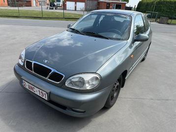DAEWOO LANOS ESSENCE, Autos, Argent ou Gris, Achat, Entreprise, Carnet d'entretien