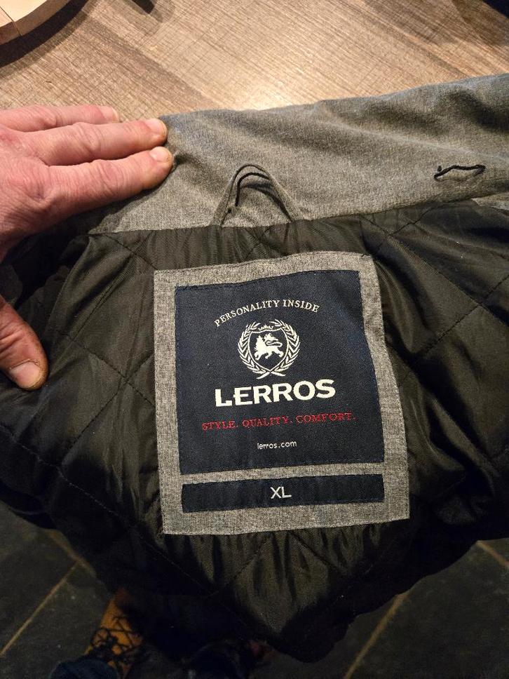 Winterjas, Kleding | Dames, Jassen | Winter, Zo goed als nieuw, Grijs, Ophalen