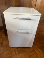 Table de nuit blanche, 1 ou 2 tiroirs, Enlèvement, Utilisé, Autres essences de bois