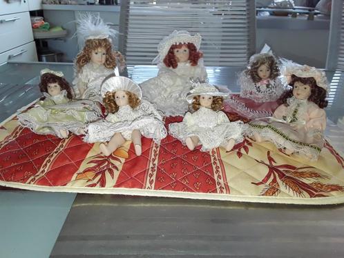 PORSELEINEN POP OM TE VERZAMELEN, Antiek en Kunst, Antiek | Speelgoed, Ophalen of Verzenden