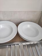 4 diepe borden van ikea. Afhalen in Wilrijk, Huis en Inrichting, Keuken | Servies, Ophalen of Verzenden, Bord(en)