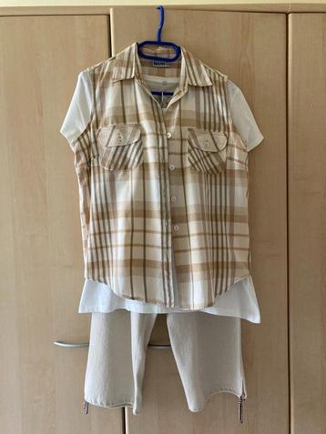 dameskledij beschikbaar voor biedingen