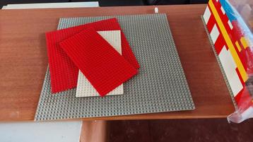 Vintage Lego - 4x grondplaat beschikbaar voor biedingen