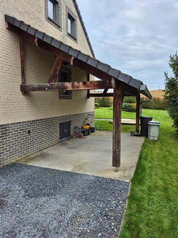 Carport in goede staat beschikbaar voor biedingen