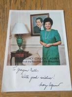 Gesigneerde foto - Handtekening - Cory Aquino (Filippijnen), Verzamelen, Koningshuis en Royalty, Ophalen of Verzenden, Zo goed als nieuw
