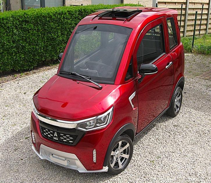 Elektrische Brommobiel, als NIEUW.! Vanaf 16jaar, B-klasse.., Auto's, Aixam, Particulier, Elektrisch, Automaat, Rood, Leder, Ophalen