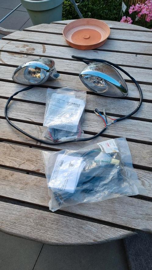 Yamaha lamp passing lamp stryker raider seinlamp xvs drags, Motoren, Onderdelen | Overige, Ophalen of Verzenden