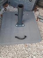 Betonnen horeca parasolvoet ( 70 kg ), Ophalen, Zo goed als nieuw, Parasolvoet