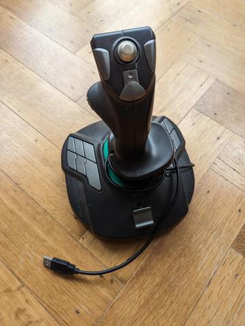 Thrustmaster T.16000M V.1