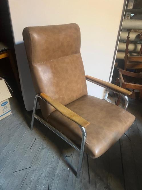 Vintage relaxstoel (kleur cognac), Antiek en Kunst, Antiek | Meubels | Stoelen en Sofa's, Ophalen