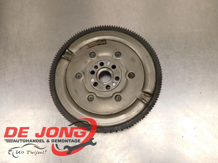 Dubbele massa vliegwiel van een Renault Kangoo, Auto-onderdelen, Motor en Toebehoren, Renault, Gebruikt, 3 maanden garantie, Ophalen of Verzenden