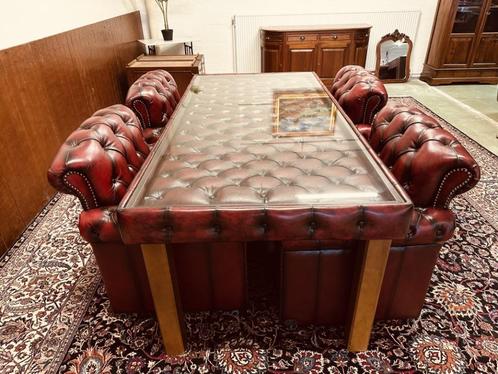 The Chesterfield Brand Eettafel met Eetkamerstoelen Stoelen, Antiek en Kunst, Antiek | Kantoor en Zakelijk, Ophalen of Verzenden