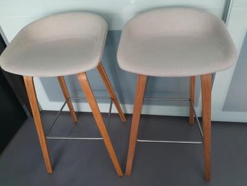 ***HAY about a stool AAS33 en AAS39 barkrukken *** beschikbaar voor biedingen