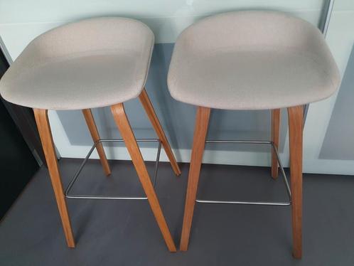 ***HAY about a stool AAS33 en AAS39 barkrukken ***, Huis en Inrichting, Barkrukken, Zo goed als nieuw, 60 tot 90 cm, Hout, Kunststof