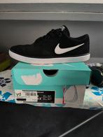 Nike SB check solar taille 41 neuf modèle rare, Enlèvement ou Envoi, Neuf, Baskets