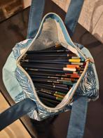 240 crayons de couleurs (  Divers ), Zakelijke goederen, Kantoor en Winkelinrichting | Kantoorartikelen, Ophalen