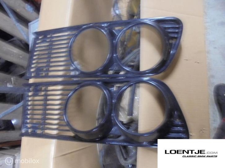 Grill dubbele koplampen BMW 02 1502 1602 1802 2002 etc, Auto-onderdelen, Carrosserie, BMW, Gebruikt, Ophalen of Verzenden